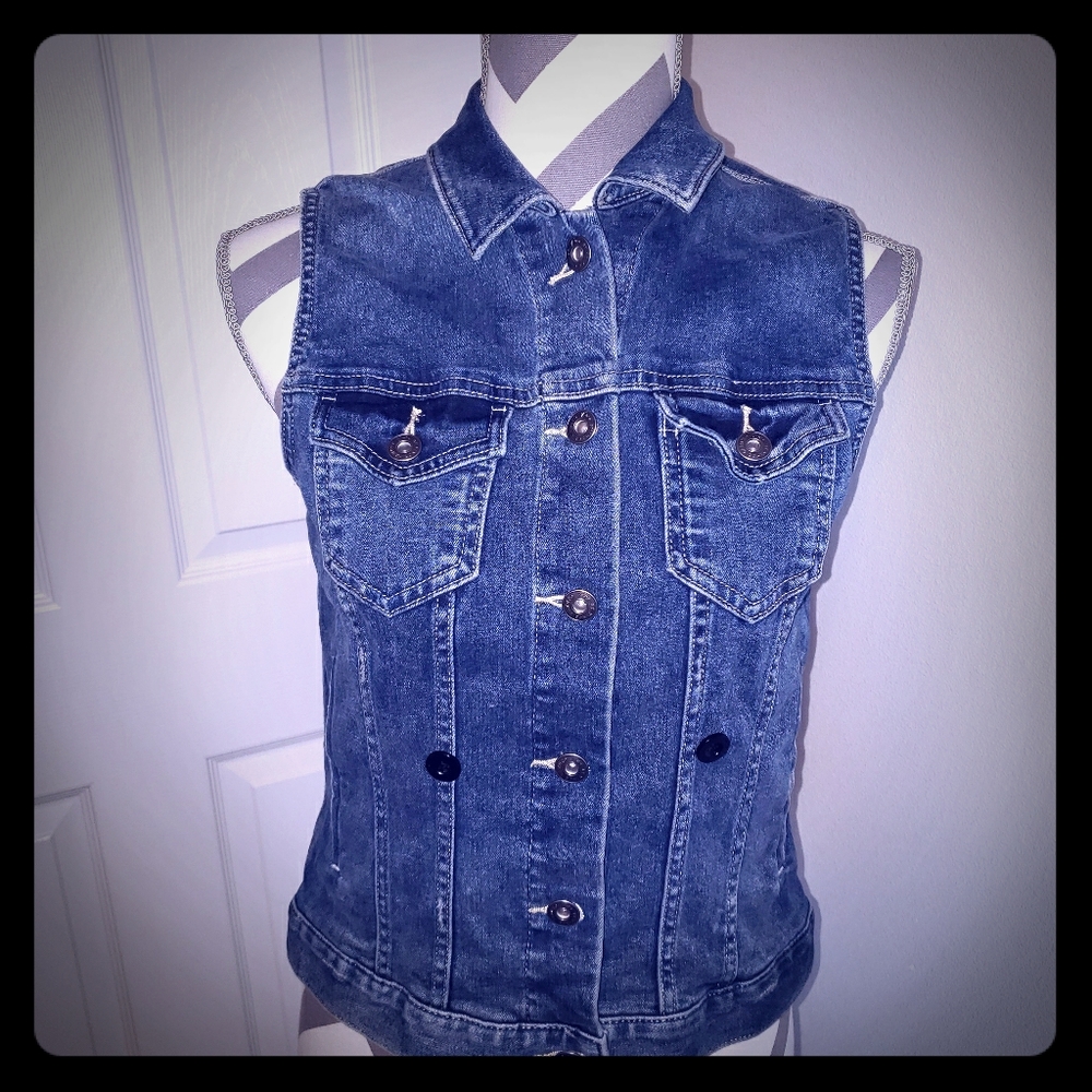Vince Camuto Denim Vest Crocheted Back